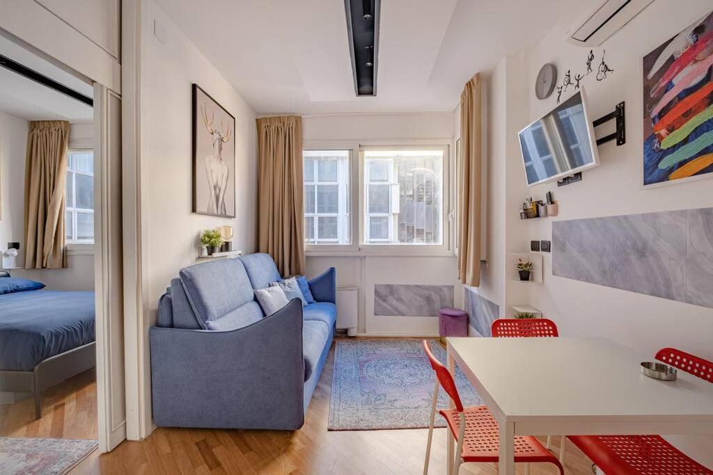 רומא Modern Apartment At San Giovanni מראה חיצוני תמונה
