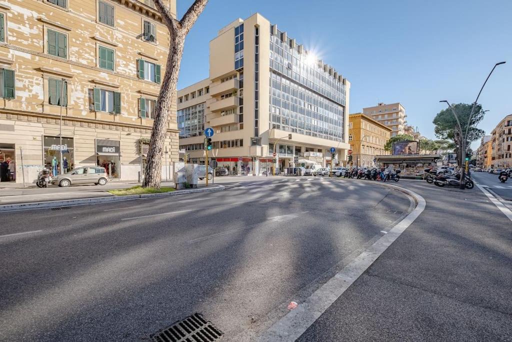 רומא Modern Apartment At San Giovanni מראה חיצוני תמונה